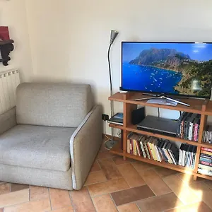 Mangia, Leggi, Dormi Costa di Serina